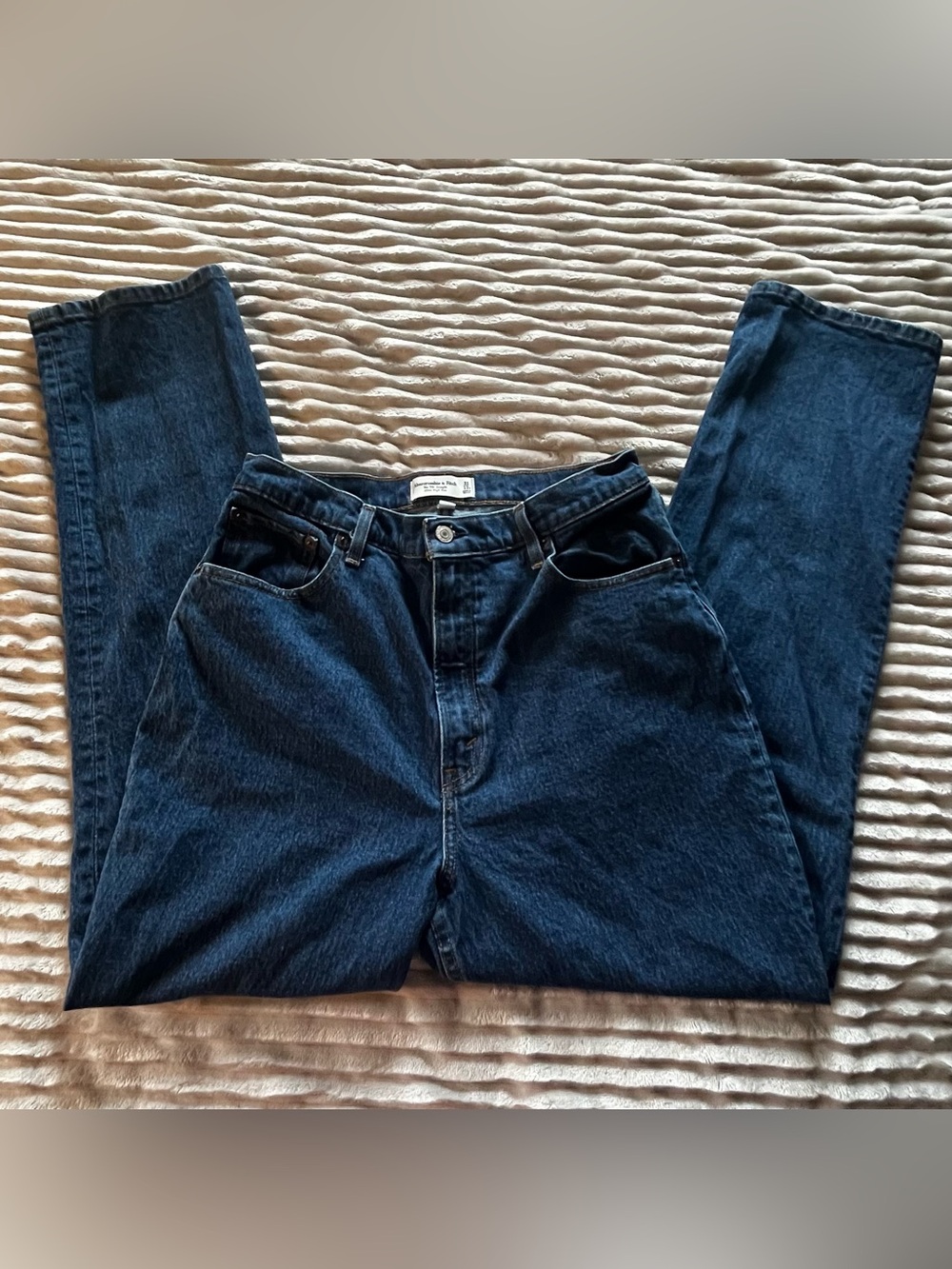 Abercrombie & Fitch '90s Straight Ultra High Rise "Curve Love" Jeans ♡